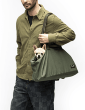 Load image into Gallery viewer, UNITED PETS - "CARRY"