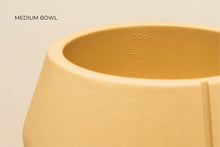 Load image into Gallery viewer, PINO - LONG EARS BOWL - CAMEL BROWN