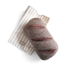 Load image into Gallery viewer, LAMBWOLF COLLECTIVE - RYE