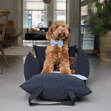 Load image into Gallery viewer, PIP AND PALMS - DOG CAR SEAT - BLACK