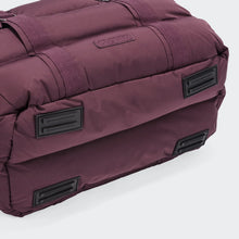 Load image into Gallery viewer, CLOUD7 - DOG CARRIER MONTREAL 2.0 - DARK AUBERGINE