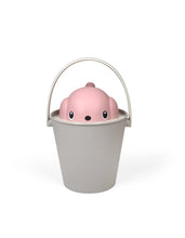 Load image into Gallery viewer, UNITED PETS - CROCK - ECO-FRIENDLY CROQUETTE BUCKET WITH SCOOP