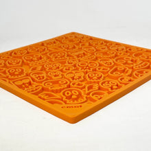 Load image into Gallery viewer, SODAPUP - EMAT ZOMBIE - LARGE