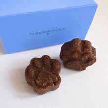Load image into Gallery viewer, GIZZLS - MY DOG MADE ME BUY IT - PEANUT BUTTER & BLUEBERRIES TREATS