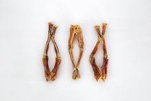 Load image into Gallery viewer, WILD N FRESH TREATS - DEHYDRATED FROG LEGS