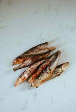 Load image into Gallery viewer, HOKUŌ - WILD BALTIC SPRATS & BEETROOT