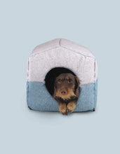 Load image into Gallery viewer, UNITED PETS - SOFT 2-IN-1 COLLAPSIBLE DOGHOUSE WITH PILLOW
