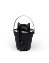 Load image into Gallery viewer, UNITED PETS - CRICK - ECO FRIENDLY CROQUETTE BUCKET WITH SCOOP
