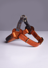 Load image into Gallery viewer, THE DENIM DOG - REDCAST HARNESS COGNAC