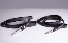 Load image into Gallery viewer, THE DENIM DOG - YARN SHORT LEASH BLACK
