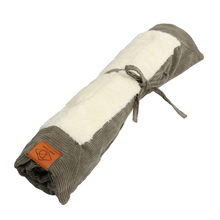 Load image into Gallery viewer, COMFY PLAID DAVI CORDUROY GREEN