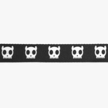 Load image into Gallery viewer, ZEE.CAT - SKULL HARNESS WITH LEASH