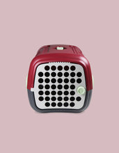 Load image into Gallery viewer, UNITED PETS - A.U.T.O. - RIGID CARRIER WITH HYGIENIC MAT
