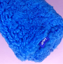 Load image into Gallery viewer, JAMPY - FLUFFY BEAUTY CASE
