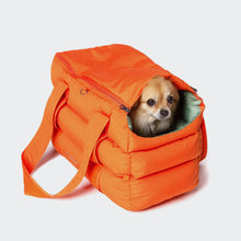 Load image into Gallery viewer, CLOU7 - DOG CARRIER MONTREAL ORANGE
