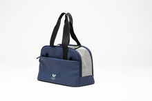 Load image into Gallery viewer, UNITED PETS - GUMI - WATERPROOF DOG CARRIER
