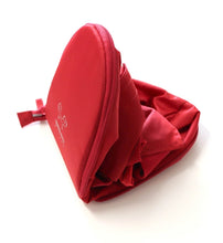 Load image into Gallery viewer, UNITED PETS X TUCANO - FOLDABLE CARRYING BAG WITH SAFETY CLIP
