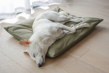 Load image into Gallery viewer, LAMBWOLF COLLECTIVE - MAATIN - BED - PLUM
