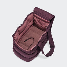 Load image into Gallery viewer, CLOUD7 - DOG CARRIER MONTREAL 2.0 - DARK AUBERGINE
