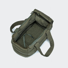 Load image into Gallery viewer, CLOUD7 - DOG CARRIER MONTREAL LIGHT OLIVE
