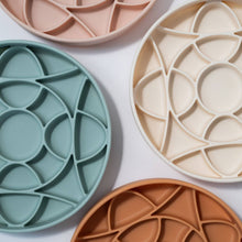 Load image into Gallery viewer, DOGGED - CIRCULO SLOW FEEDER - SEAFOAM
