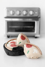 Load image into Gallery viewer, LAMBWOLF COLLECTIVE - DEEP DISH PIZZA
