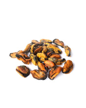 Load image into Gallery viewer, MR. BONES - RAW GREEN LIPPED MUSSEL
