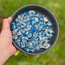 Load image into Gallery viewer, HOKUŌ - FREEZE DRIED CHICKEN &amp; BLUE SPIRULINA SNACK

