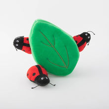 Load image into Gallery viewer, ZIPPYPAW - BURROW - LADYBUGS IN LEAF
