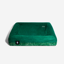 Load image into Gallery viewer, ZEE.DOG - GREEN BED COVER
