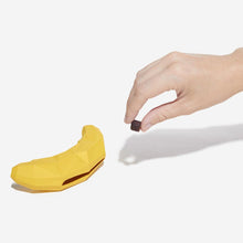 Load image into Gallery viewer, ZEE.DOG - SUPER BANANA
