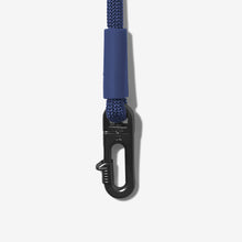 Load image into Gallery viewer, ZEE.DOG - HANDSFREE LEASH
